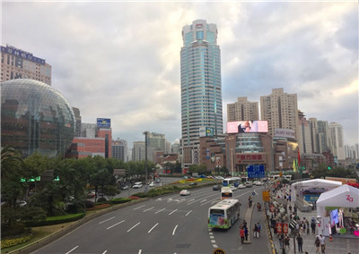 深圳龙岗众合街全套酒店：提供一站式服务